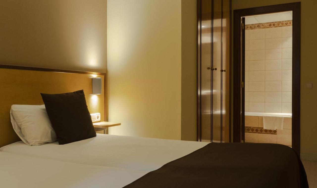 Annapurna M&P Aparthotel Ordino Exteriör bild